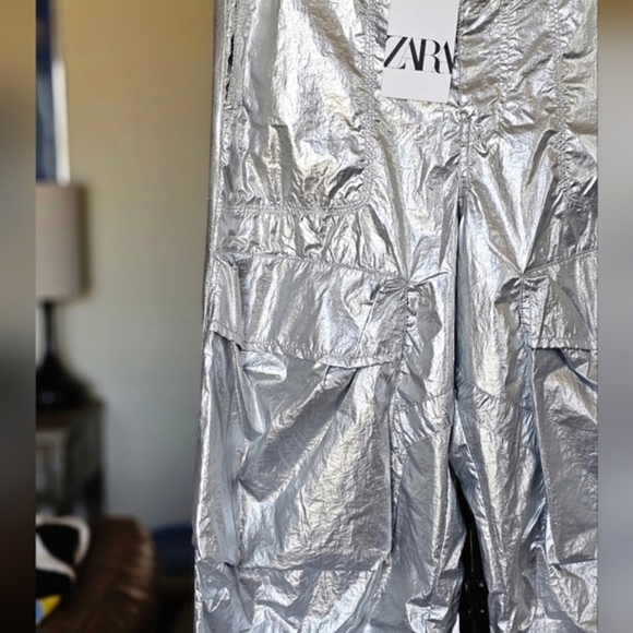 Zara Silver Metallic Shiny Cargo Pants - Picture 3 of 8